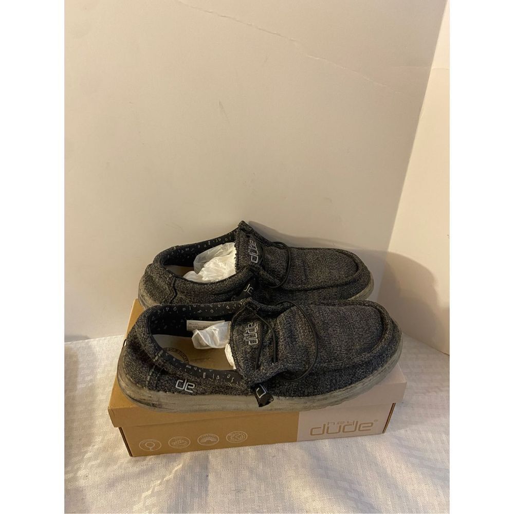 Hey‎ Dudes Wally Sox Mens 10 titanium discoloration peeling used shoes